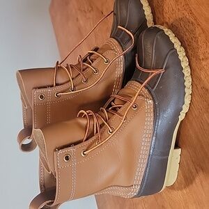 Women's LLBean Duck Boots. Size M Tan & Brown. EUC